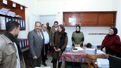 محافظ الشرقية يتفقد الإدارات الخارجية التابعة للديوان العام 