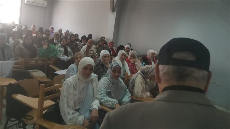 جانب من الندوة، فينو