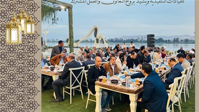 محافظ قنا يُقيم حفل إفطار للقيادات التنفيذية ويشيد بروح التعاون والعمل المشترك 