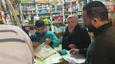 رئيسة مدينة السنطة تقود حملة مكبرة لمنع بيع الألعاب النارية(صور)