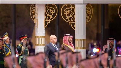 ولي العهد السعودي يستقبل الرئيس اللبناني في قصر اليمامة (فيديو)