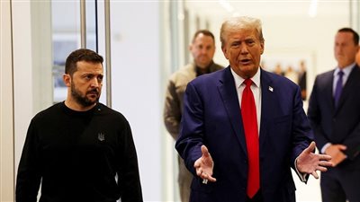 عض اليد التي تطعمه، البيت الأبيض يؤكد تعليق المساعدات العسكرية لأوكرانيا