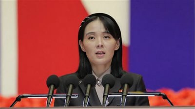 ردا على وصول حاملة الطائرات إلى سول، شقيقة كيم تهدد بضرب أمريكا وقواعدها العسكرية بالمنطقة