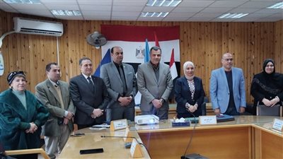 وكيل التعليم بدمياط يشارك في اجتماع مجلس كلية التربية