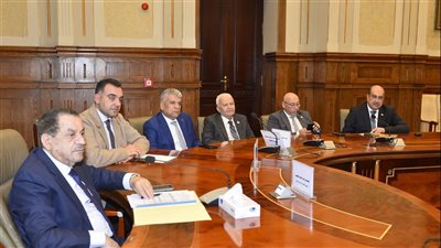 زراعة الشيوخ تناقش ملف الأمن الغذائى وتطالب يربط المراكز البحثية بالشركات 