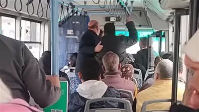  التفاصيل الكاملة لاعتداء كمسري على ركاب أتوبيس بالإسكندرية، والمحافظة ترد 