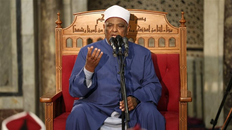 الدكتور عباس شومان