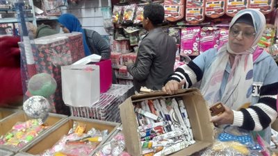 ضبط 1050 قطعة من الألعاب النارية وغلق وتشميع إحدى المحلات فى سوهاج