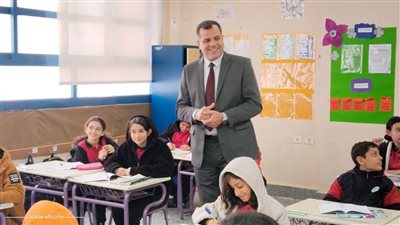 وكيل التعليم بدمياط يتابع المدارس اليابانية ويشيد بدعم الموهوبين