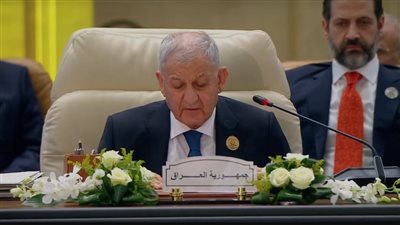 الرئيس العراقي يدعو مقتدى الصدر للعدول عن مقاطعة الانتخابات المقبلة