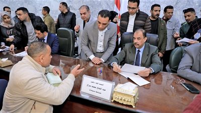 محافظ سوهاج يعقد اللقاء الجماهيري الأسبوعي للاستماع إلى شكاوى ومطالب المواطنين