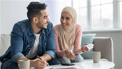 الإفتاء توضح حقوق الزوجين في ضوء قوله تعالى 