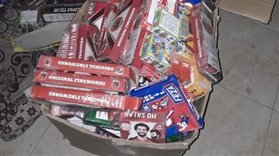 الأجهزة الأمنية بالفيوم تضبط 4 تجار ألعاب نارية بينهم سيدتان