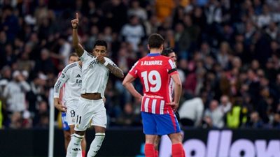 برشلونة يترقب، الريال ضيفا أمام أتلتيكو في ديربي مدريد