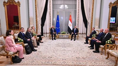 السيسي ورئيس المجلس الأوروبي يبحثان تعزيز العلاقات الاقتصادية وتطورات الشرق الأوسط