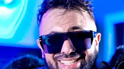 أغنية مخالفة للقيم تقود مطربا جزائريا شهيرا إلى السجن 4 أعوام