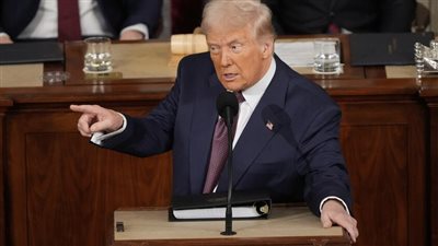 ترامب يعلن القبض على إرهابي كبير واقتياده إلى واشنطن 