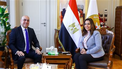وزيرة التنمية المحلية تستقبل رئيس حزب الجبهة الوطنية