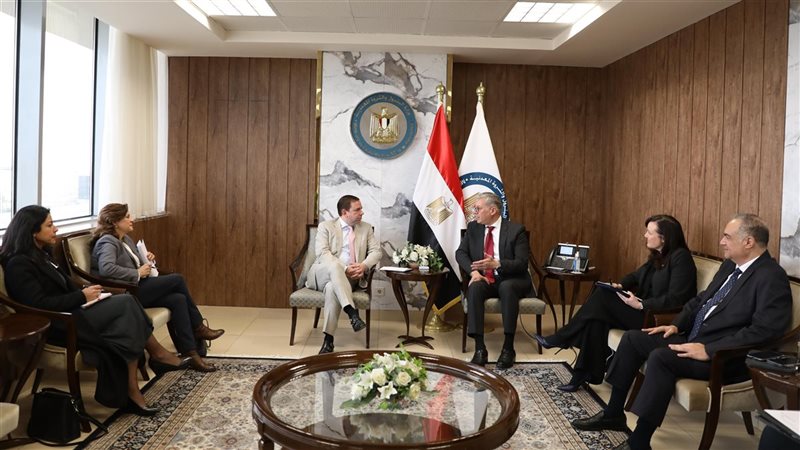 بدوي يبحث مع رئيس
