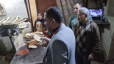 رئيس أجا بالدقهلية في زيارة مفاجئة على المخابز 