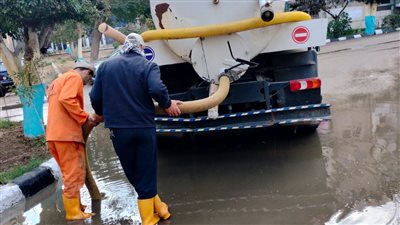 محافظ الدقهلية يتابع جهود التعامل الفوري مع سقوط الأمطار ومنع تجمعات المياه