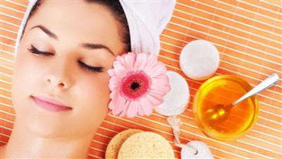 تجنبيها حفاظا على جمالك، عادات خاطئة تدمر بشرتك في رمضان