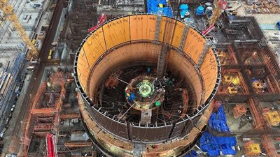 انتهاء تركيب المستوى الثاني من وعاء الاحتواء الداخلي لمبنى المفاعل بمحطة الضبعة النووية