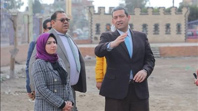 محافظ دمياط: تخصيص سوق يومي للباعة الجائلين بفارسكور