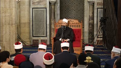 درس التراويح بالجامع الأزهر: الصيام عبادة تهذب العقل وتوقظ القلب