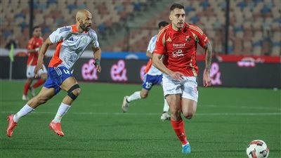 جراديشار يسجل الهدف الأول للنادي الأهلي في مرمى طلائع الجيش 