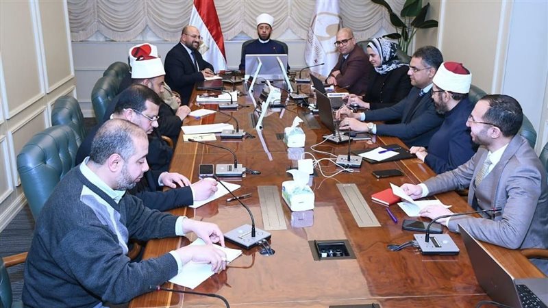اجتماع لمتابعة إجراءات
