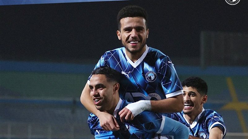 بيراميدز. فيتو