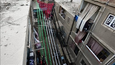 زينة رمضان بعلم فلسطين في عزبة رستم بشبرا الخيمة.. محمد: شعرنا بالفرحة مع وقف إطلاق النار في غزة.. ونتمنى السلام للمنطقة وتحرير القدس (فيديو وصور)