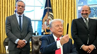  كما فعل في 2018، ترامب يعود لقرارات 