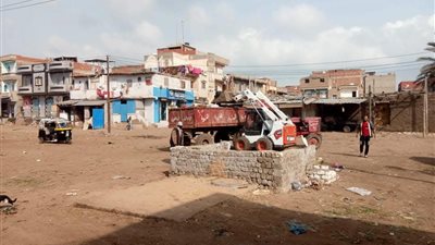 حملات نظافة مكثفة ورفع الإشغالات وتحسين الخدمات ببيلا في كفر الشيخ 