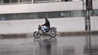 حالة الطقس اليوم الأربعاء، انخفاض جديد بدرجات الحرارة وأمطار على هذه المناطق