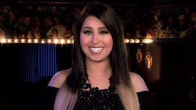 مش هقول بشكل مباشر، بيان من إيناس عز الدين عن زواج والدتها بخطيبها