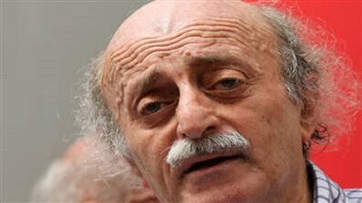 جنبلاط يدعو لتشكيل لجنة تحقيق في الانتهاكات بحق أهالي السويداء والبدو