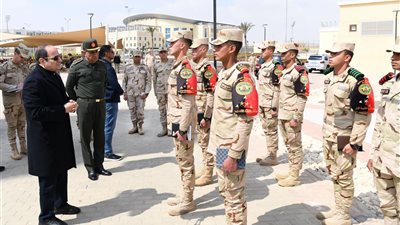 السيسي: دور مصر دائما إيجابي ويهدف لتهدئة الصراعات