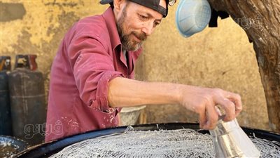 أنا القبطي اللي بنتظر شهر رمضان، رضا وصفي أشهر صانع كنافة بلدي في المنيا (صور)