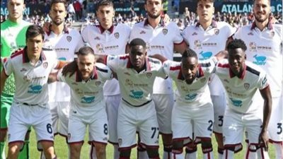 الدوري الإيطالي، كالياري يتقدم على جنوى بهدف في الشوط الأول