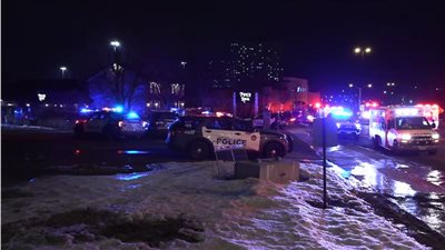 إصابة 12 شخصا على الأقل بإطلاق نار في حانة بمدينة تورونتو الكندية 