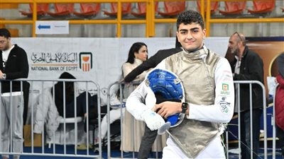 عبدالرحمن طلبة يتأهل لثمن نهائي كأس العالم لسلاح الشيش بالعاصمة الإدارية 