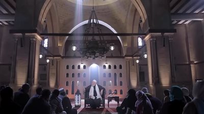  فتاة تسأل: هل النقاب فرض وهل 