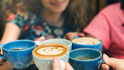  طبيبة تحذر من الإفطار على المنبهات والسجائر في رمضان، وهذه مخاطر الإفراط فيها (فيديو)