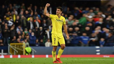 مهاجم فياريال المخضرم ضمن اهتمامات الدوري السعودي 