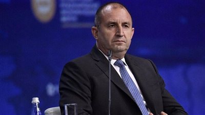 الرئيس البلغاري: الصراع في أوكرانيا يجر أوروبا إلى حافة الهاوية