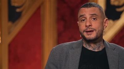 أحمد الفيشاوي يكشف عن أكبر مصيبة ارتكبها ورد فعل والده 