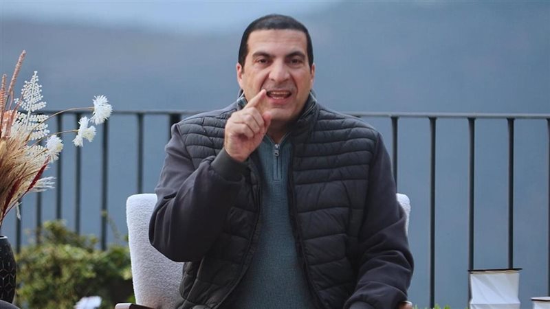 الدكتور عمرو خالد،