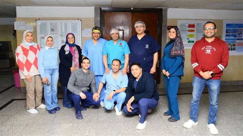 فريق أطباء جامعة